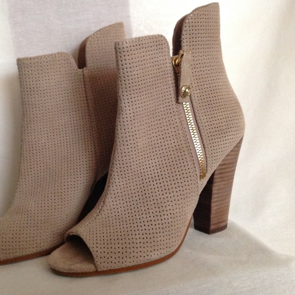 Quess Beige Perforated Ankle Boot Heel